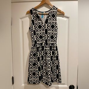 Black and White Pattern Dress Flattering Neckline